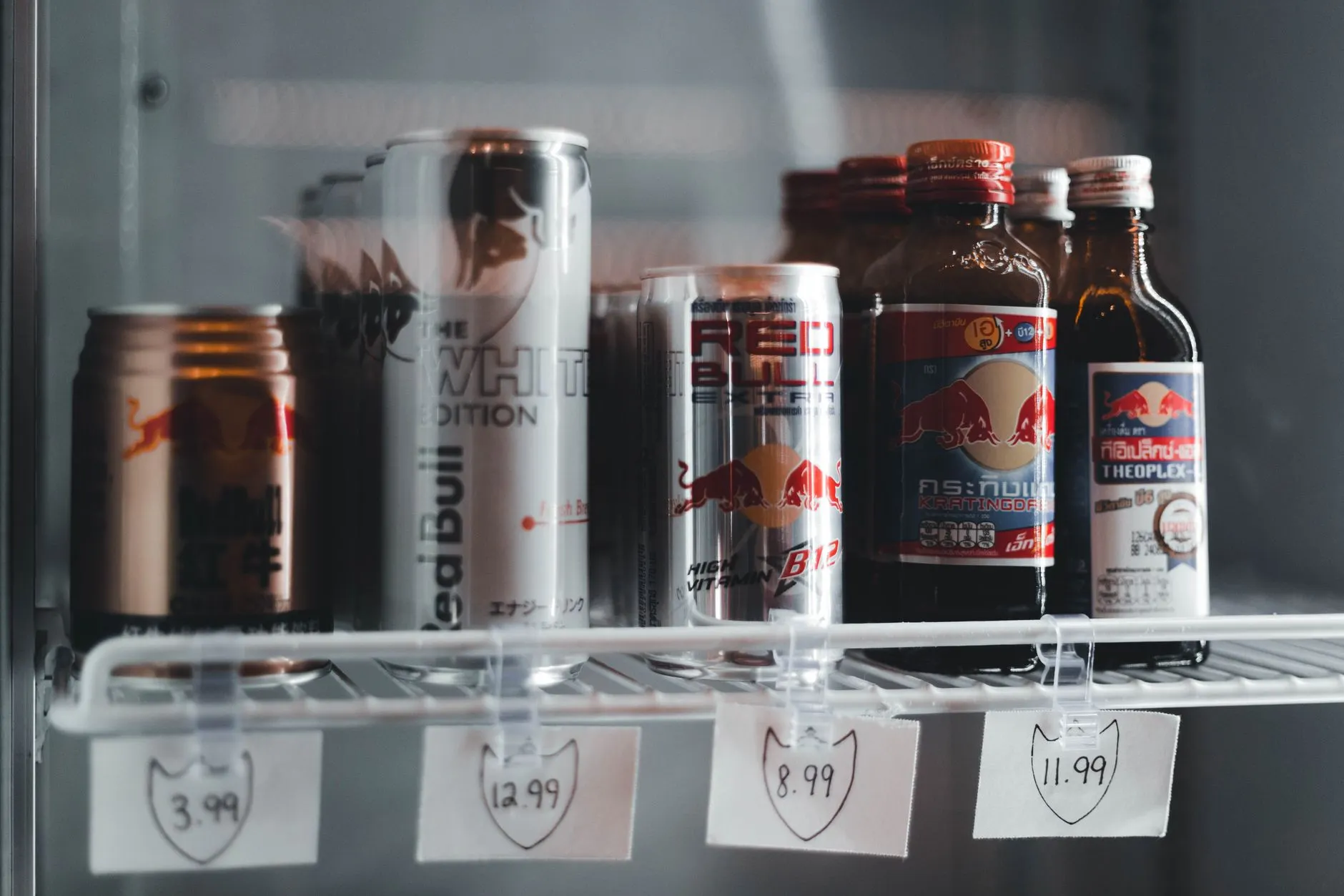 广州中昊装饰材料产品中心:墙纸地板天花板全品类规格与适用场景解析